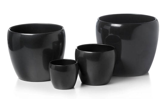 Black ceramic pot