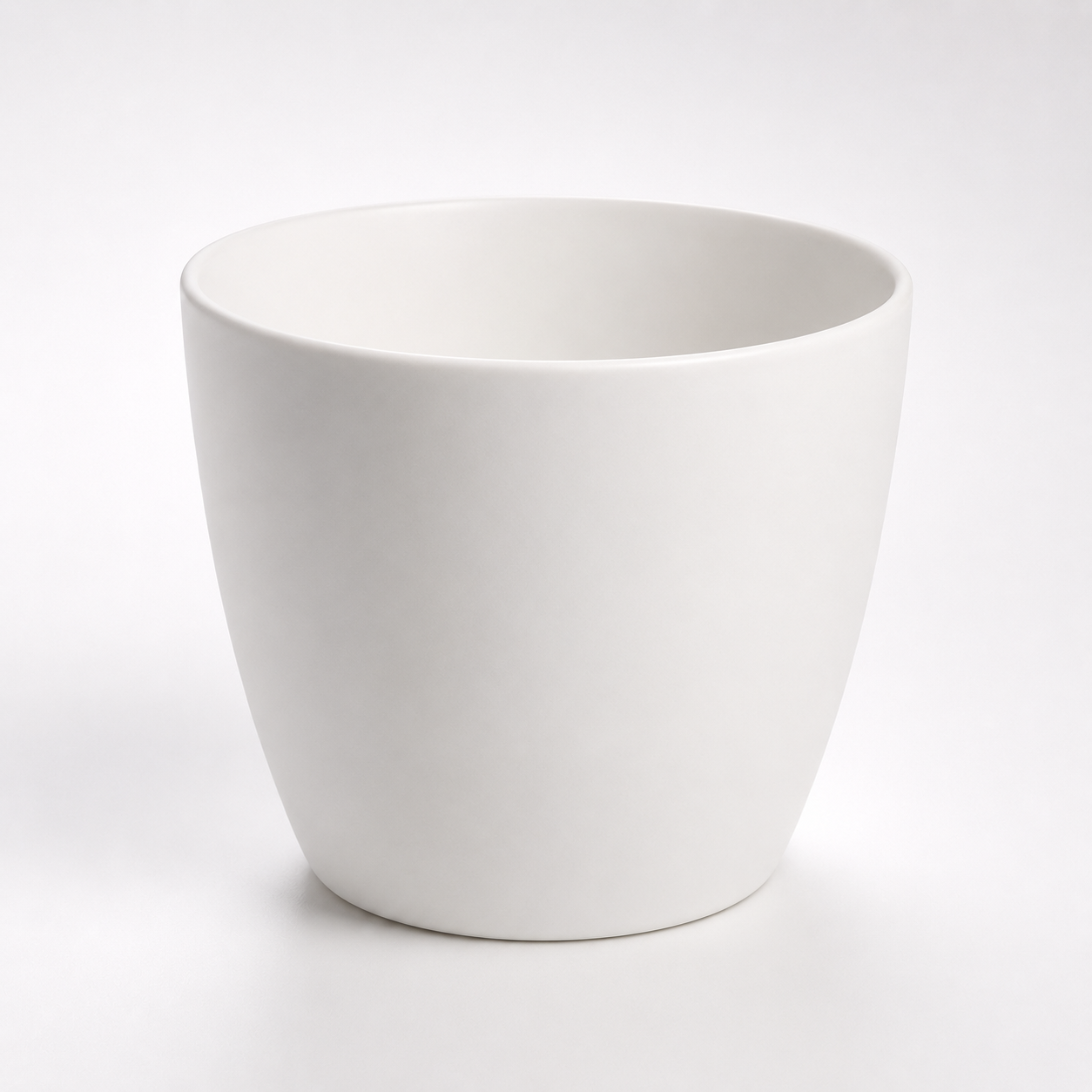 Marlow Pot - 3", 4" ,6", 8",10"& 12" White & Black View full details